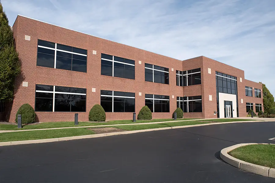 Commercial asphalt drive in front of an office building in Collinsville IL